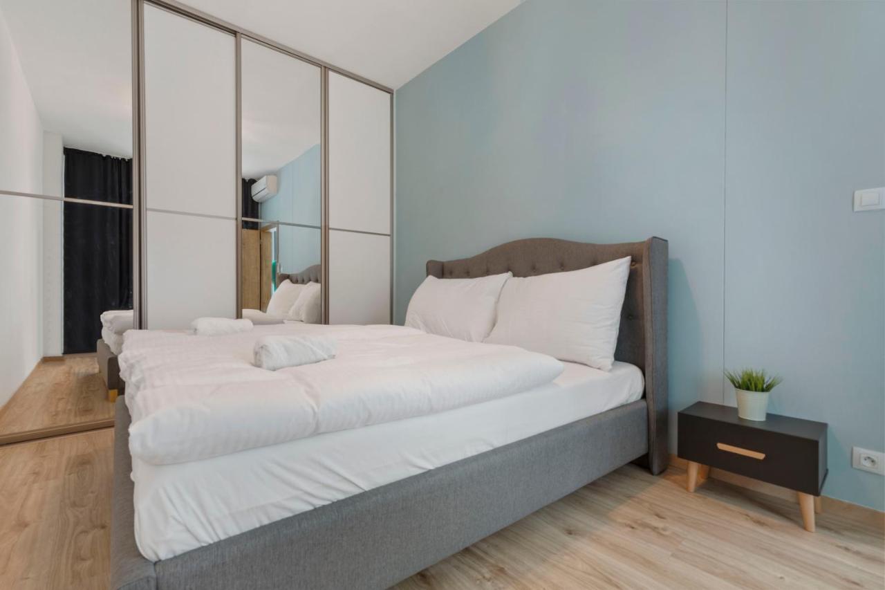 Apartamento Lam Mint - Ac - Balcony Bratislava Exterior foto